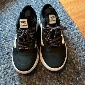 Vans ultra range women’s size 9.5